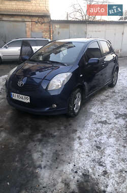 Хетчбек Toyota Yaris 2008 в Києві