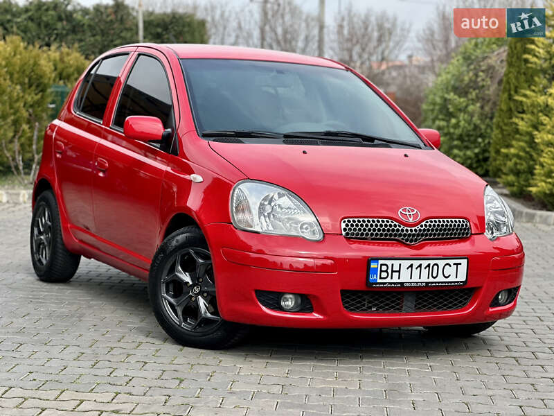 Toyota Yaris 2004