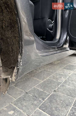 Хэтчбек Toyota Yaris 2008 в 