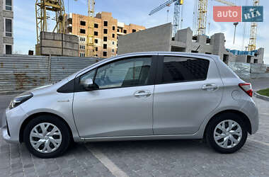 Хетчбек Toyota Yaris 2019 в 