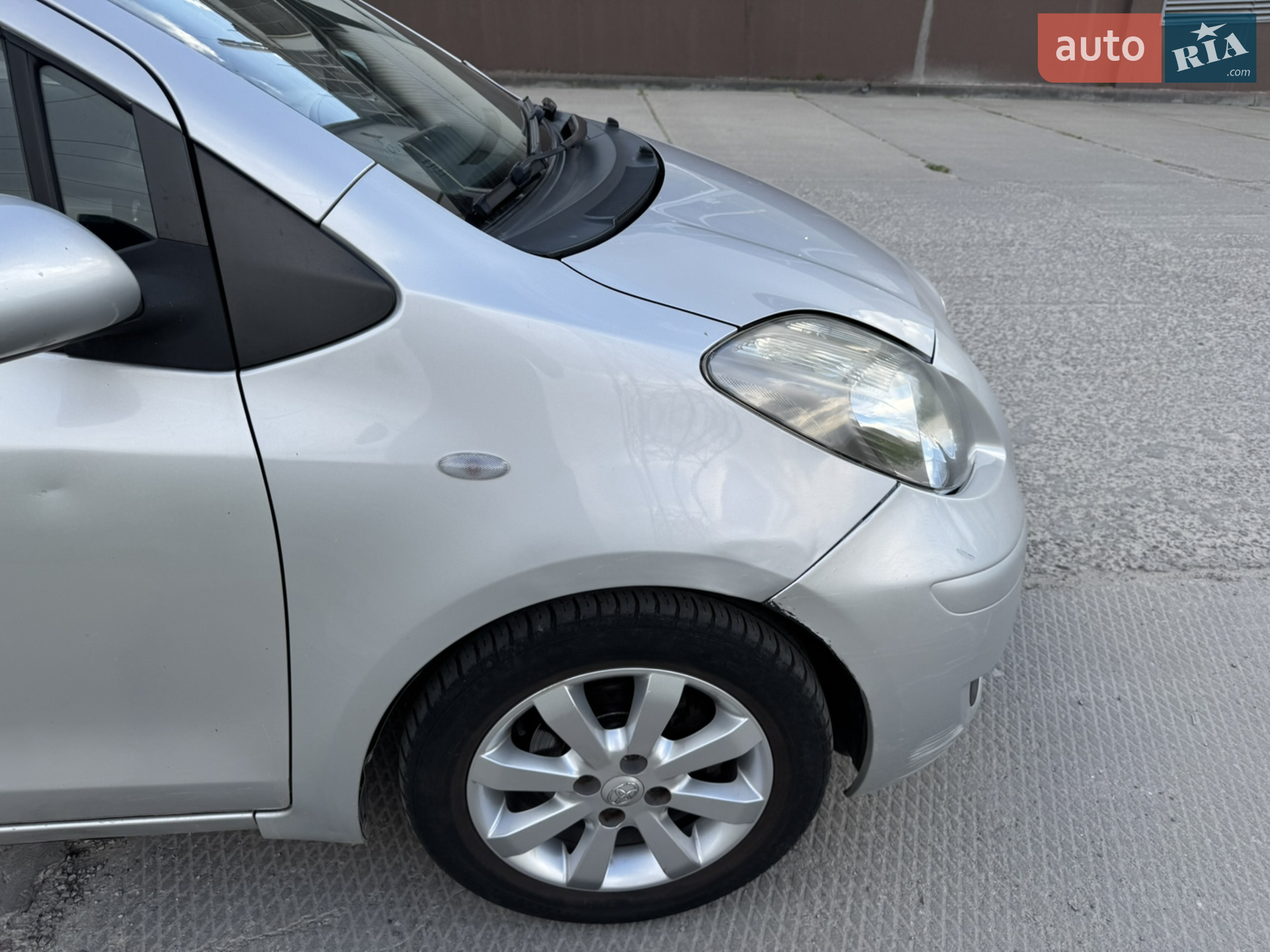 2010 Toyota Yaris - мініатюра 10