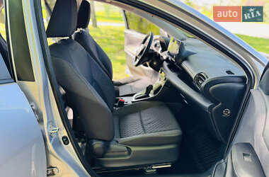 Хэтчбек Toyota Yaris 2022 в 
