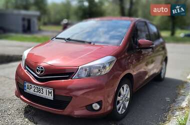 Хэтчбек Toyota Yaris 2013 в Запорожье