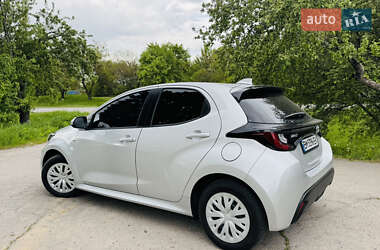 Хэтчбек Toyota Yaris 2020 в 