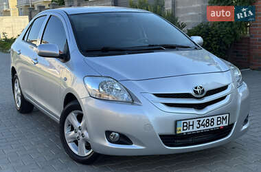 Седан Toyota Yaris 2006 в Одессе