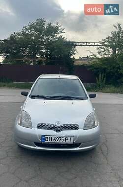 Хэтчбек Toyota Yaris 2001 в Одессе