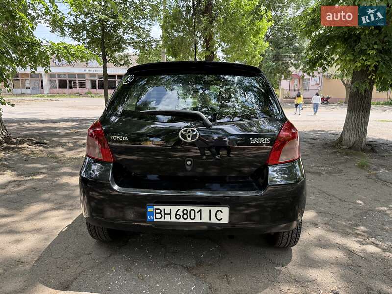 Хетчбек Toyota Yaris 2007 в Одесі