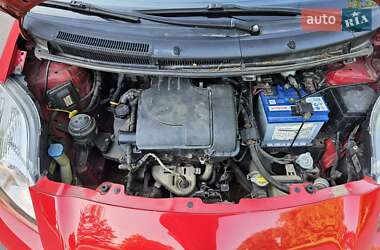 Хетчбек Toyota Yaris 2009 в 