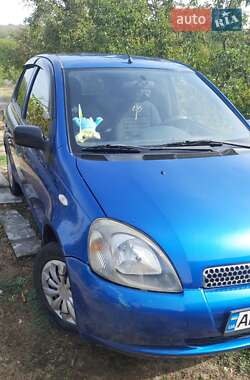 Хетчбек Toyota Yaris 2001 в Жовтих Водах