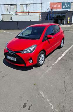 Седан Toyota Yaris 2014 в 