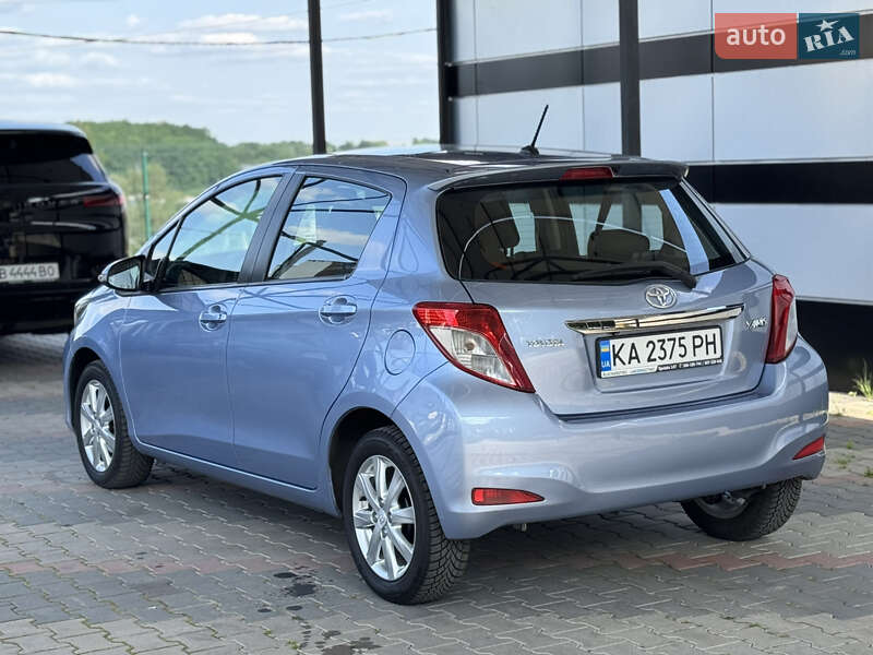 Хетчбек Toyota Yaris 2012 в Вінниці