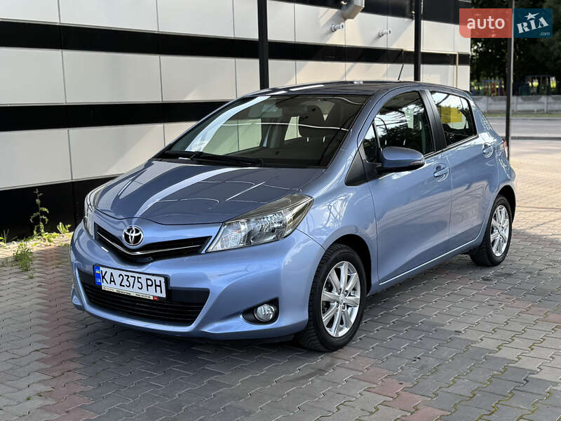 Хетчбек Toyota Yaris 2012 в Вінниці