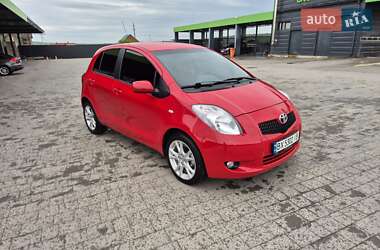 Хетчбек Toyota Yaris 2008 в Кам'янець-Подільському