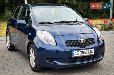 Хетчбек Toyota Yaris 2007 в Кам'янському