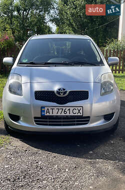 Хэтчбек Toyota Yaris 2007 в Коломые