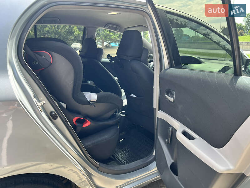 Хетчбек Toyota Yaris 2007 в Львові