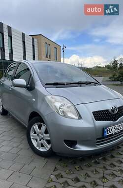 Хетчбек Toyota Yaris 2007 в Хмельницькому