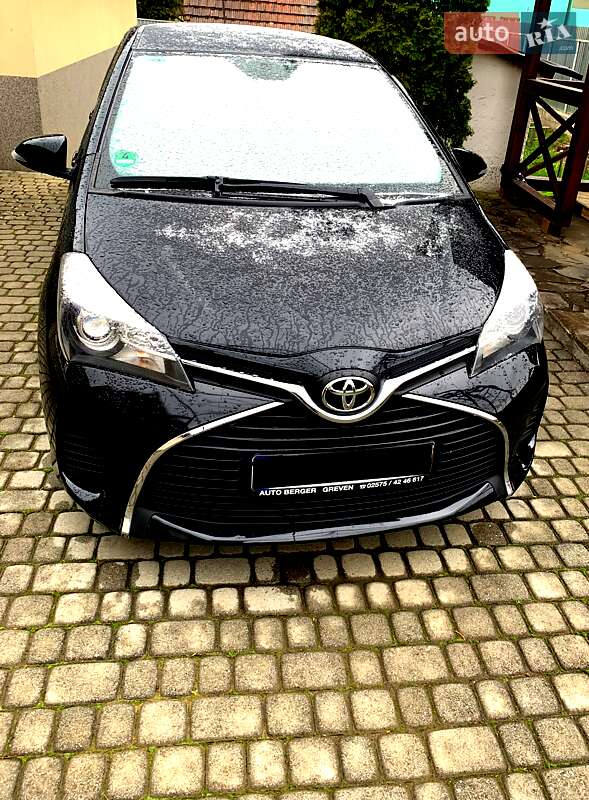 Хэтчбек Toyota Yaris 2014 в Сваляве фото 3 Хэтчбек Toyota Yaris 2014 в Сваляве