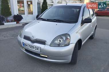 Хэтчбек Toyota Yaris 2001 в Одессе