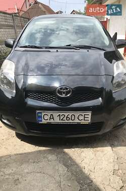 Хетчбек Toyota Yaris 2011 в Умані