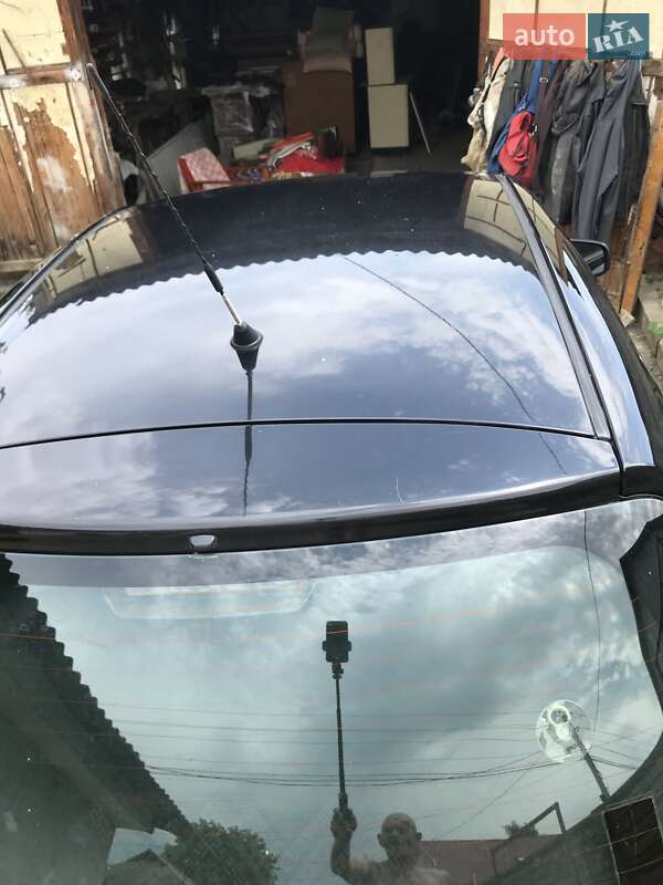 Хэтчбек Toyota Yaris 2011 в Умани