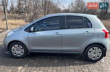 Хетчбек Toyota Yaris 2007 в Першотравенську