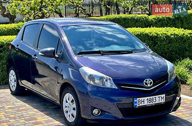Хетчбек Toyota Yaris 2011 в Білгороді-Дністровському