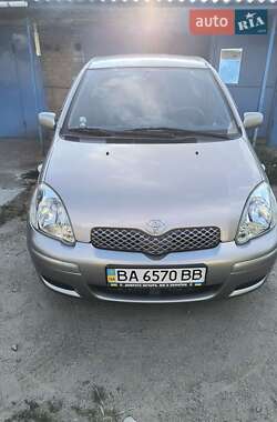 Хетчбек Toyota Yaris 2003 в Кропивницькому