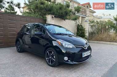 Хэтчбек Toyota Yaris 2015 в Одессе