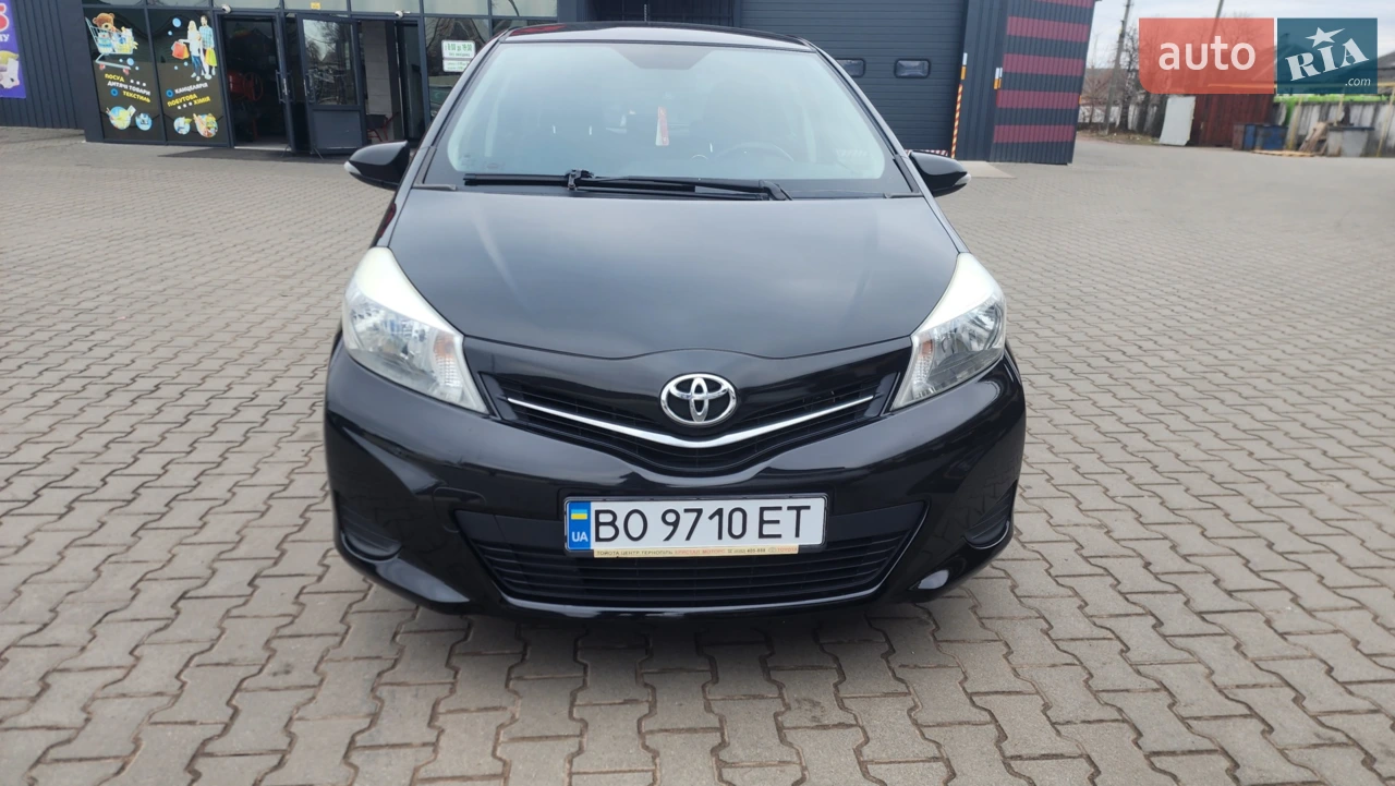 2013 Toyota Yaris - мініатюра 12