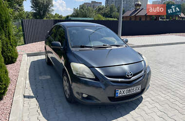 Седан Toyota Yaris 2007 в Хмельницькому