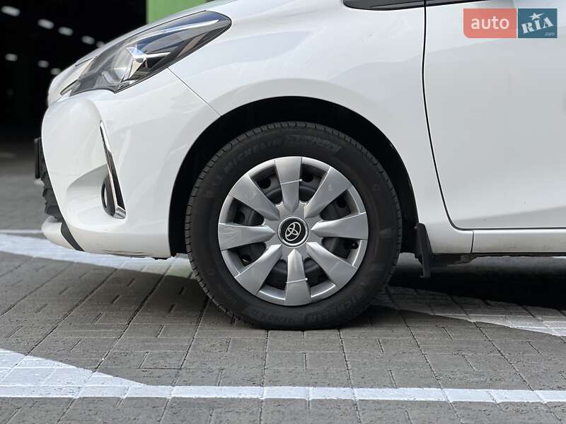 Хетчбек Toyota Yaris 2019 в Києві