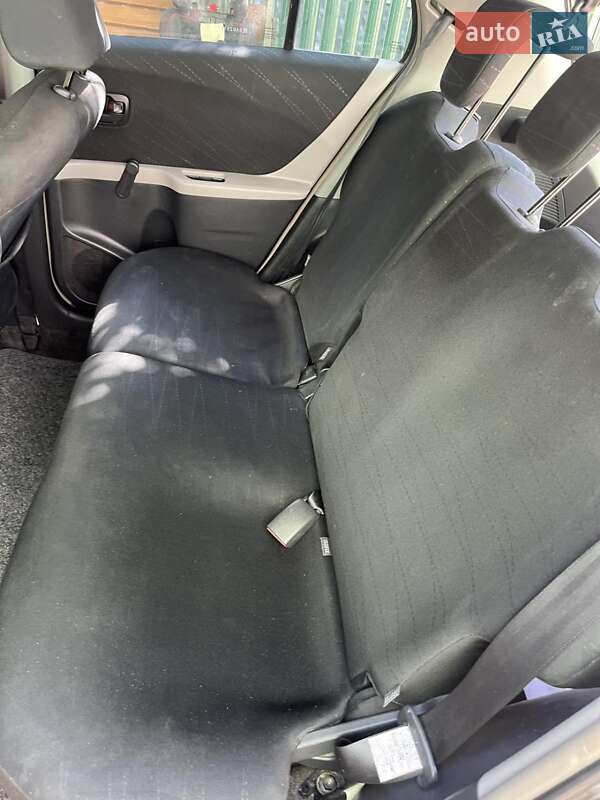 Хэтчбек Toyota Yaris 2006 в Стрые