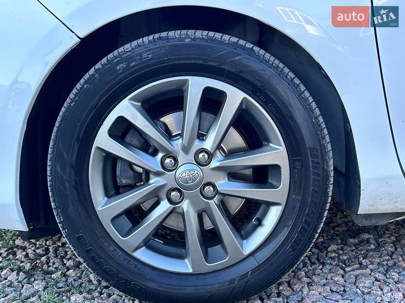 Хетчбек Toyota Yaris 2012 в Одесі