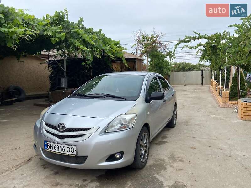 Седан Toyota Yaris 2006 в Измаиле фото 3 Седан Toyota Yaris 2006 в Измаиле