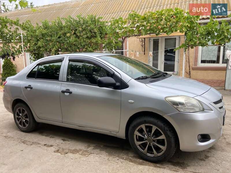 Седан Toyota Yaris 2006 в Измаиле фото 6 Седан Toyota Yaris 2006 в Измаиле