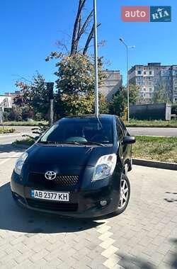 Седан Toyota Yaris 2008 в Вінниці