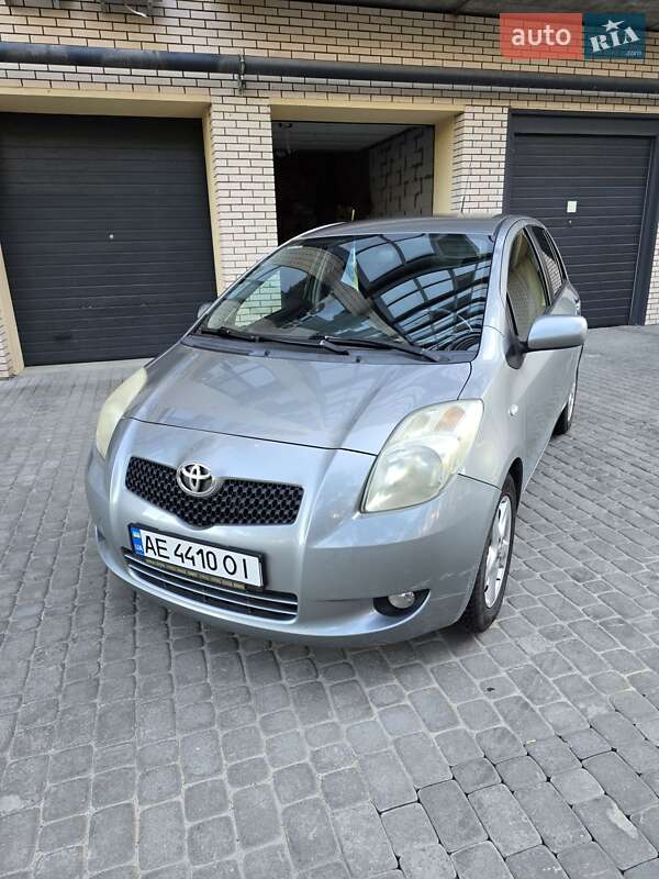 Хетчбек Toyota Yaris 2006 в Дніпрі фото 5 Хетчбек Toyota Yaris 2006 в Дніпрі