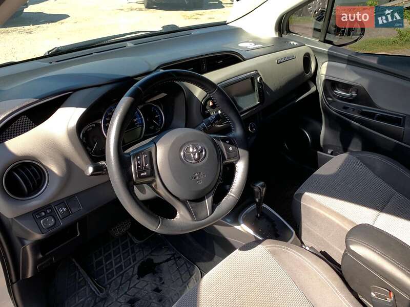 Хэтчбек Toyota Yaris 2014 в Виннице фото 29 Хэтчбек Toyota Yaris 2014 в Виннице