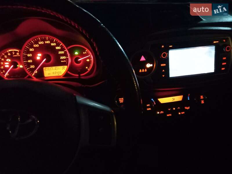 Хэтчбек Toyota Yaris 2012 в Львове фото 4 Хэтчбек Toyota Yaris 2012 в Львове