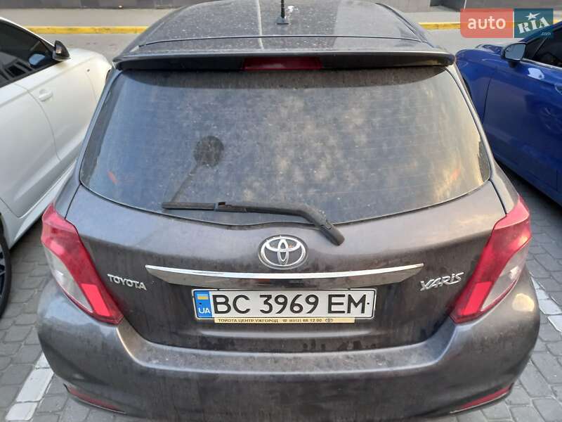 Хэтчбек Toyota Yaris 2012 в Львове фото 12 Хэтчбек Toyota Yaris 2012 в Львове