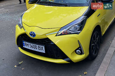 Хэтчбек Toyota Yaris 2017 в Киеве