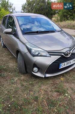 Хэтчбек Toyota Yaris 2015 в Черкассах
