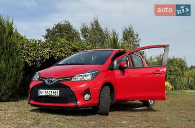 Хетчбек Toyota Yaris 2015 в Києві