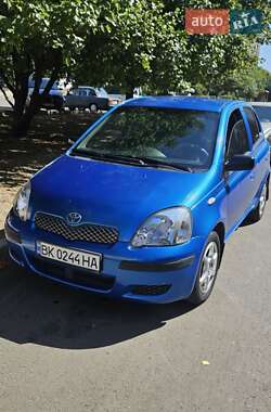Хэтчбек Toyota Yaris 2003 в Южноукраинске