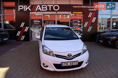 Хетчбек Toyota Yaris 2014 в Львові