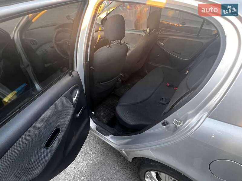 Хэтчбек Toyota Yaris 2005 в Львове