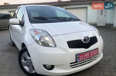 Хетчбек Toyota Yaris 2006 в Луцьку