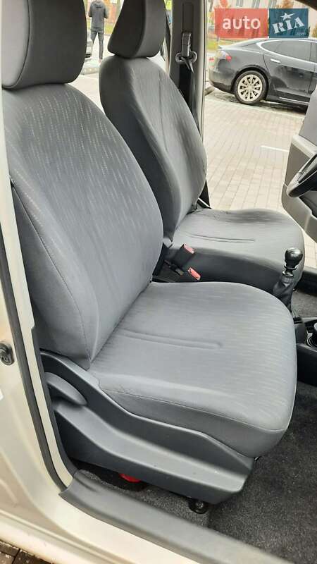 Хэтчбек Toyota Yaris 2008 в Виннице фото 21 Хэтчбек Toyota Yaris 2008 в Виннице