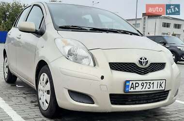Хэтчбек Toyota Yaris 2008 в Виннице